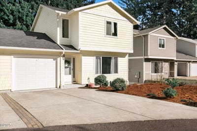 /international/us/2270-ne-surf-avenue-lincoln-city-or-110104218258/