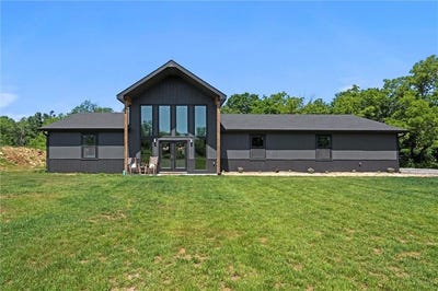 /international/us/18818-thompson-road-kearney-mo-110100310441/