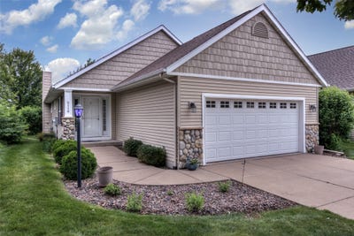 /international/us/5116-renee-court-eau-claire-wi-110109109630/