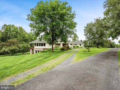 /international/us/3959-cobbler-mountain-road-delaplane-va-110100835497/