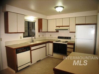 /international/us/1484-e-carter-lane-boise-id-110106720438/