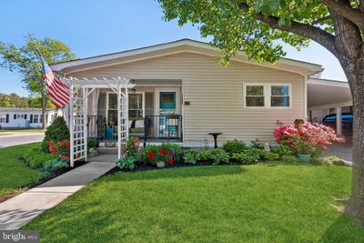 /international/us/422-virginia-place-williamstown-nj-110108027894/