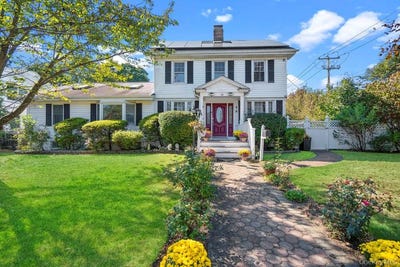 /international/us/118-grant-avenue-albertson-ny-110102680022/