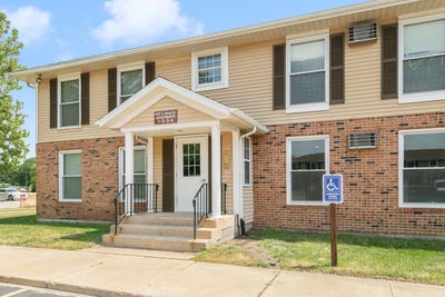 /international/us/405-e-reed-street-braidwood-il-110107955675/