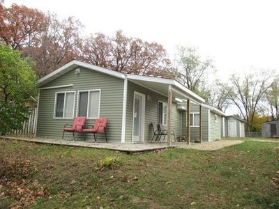/international/us/w5426-buffalo-drive-montello-wi-110106150979/