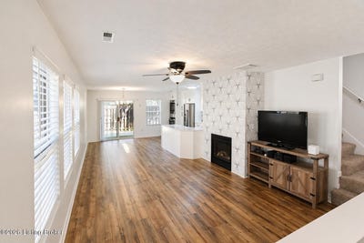 /international/us/8601-grand-neptune-dr-louisville-ky-110107477994/