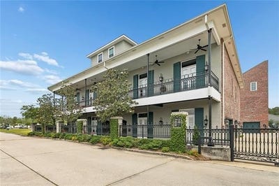 /international/us/940-village-walk-lane-covington-la-110107956100/