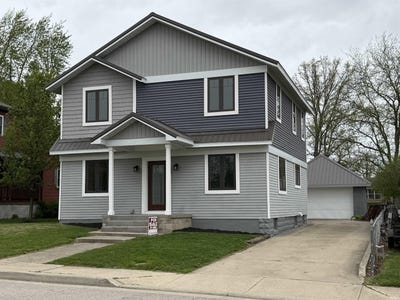 /international/us/1049-oak-street-huntington-in-110107513265/