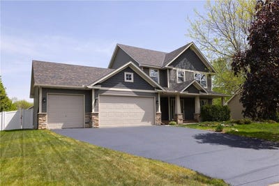 /international/us/18838-irvona-avenue-lakeville-mn-110106587600/