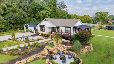 /international/us/1009-ray-loop-road-westfield-nc-110107309659/