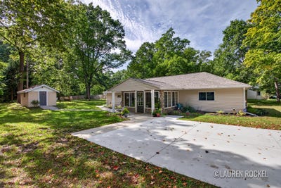 /international/us/4819-whitney-street-montague-mi-110110325882/