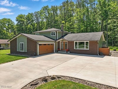 /international/us/35260-martin-road-willoughby-hills-oh-110100810826/