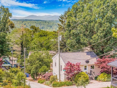 /international/us/64-mclain-street-asheville-nc-110100045452/?lang=en