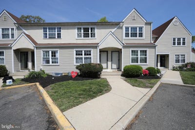/international/us/111-e-beechwood-avenue-oaklyn-nj-110107544755/