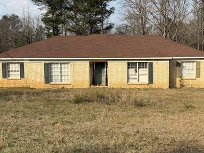 /international/us/167-avenue-de-beau-beau-millport-al-110106174120/