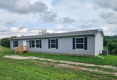/international/us/3055-ross-mayle-ln-chesterhill-oh-110100835959/