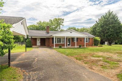 /international/us/1427-reeves-mill-road-mount-airy-nc-110108541001/