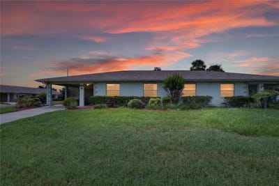 /international/us/2203-highclere-circle-sun-city-center-fl-110120062773/