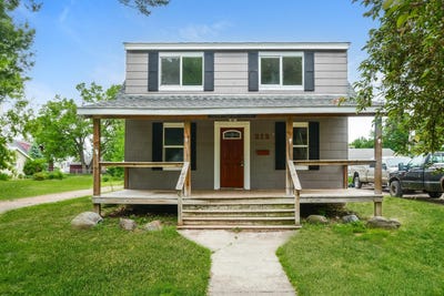 /international/us/212-wood-street-s-mora-mn-110108631910/