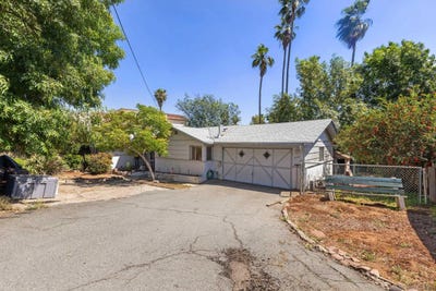 /international/us/9361-hollyhock-rd-spring-valley-ca-110107343224/