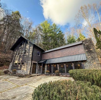/international/us/6867-seneca-trail-parsons-wv-110106273854/