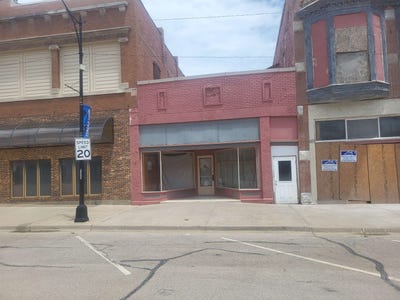 /international/us/214-n-main-st-eureka-ks-110100951007/?lang=zh-cn