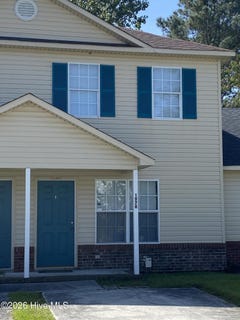 /international/us/1976-w-brandymill-lane-jacksonville-nc-110119585099/