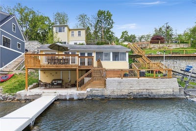 /international/us/2225-w-lake-road-penn-yan-ny-110108469223/