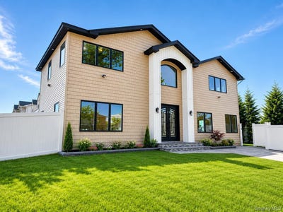 /international/us/29-baldwin-drive-west-hempstead-ny-110108076153/