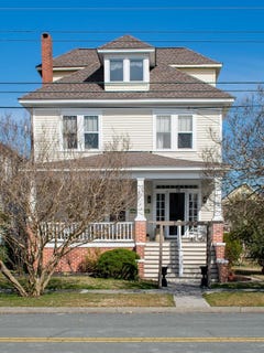 /international/us/219-jefferson-ave-cape-charles-va-110097772384/