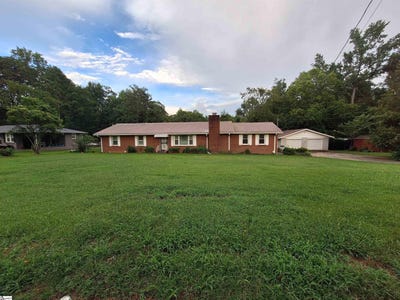 /international/us/107-pine-road-laurens-sc-110101595358/