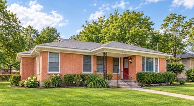 /international/us/1311-s-edgefield-avenue-dallas-tx-110110372300/
