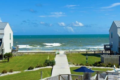 /international/us/1804-e-gulf-beach-dr-st-george-island-fl-110101223396/