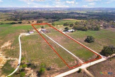 /international/us/2998-county-road-302-floresville-tx-110101358583/