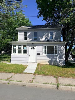 /international/us/1-chestnut-street-middletown-ny-110108536143/