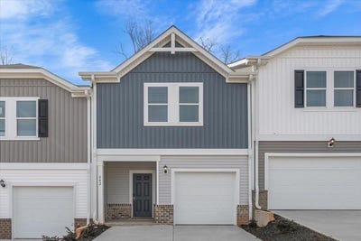 /international/us/402-blissful-court-taylors-sc-110102777835/