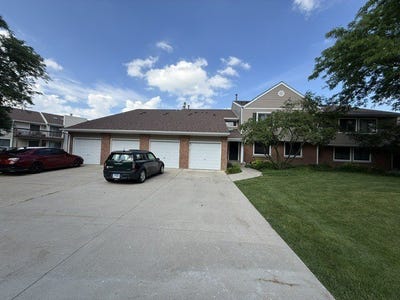 /international/us/232-winding-oak-lane-buffalo-grove-il-110108691136/