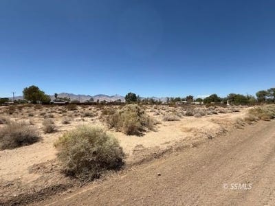 /international/us/352-112-09-strecker-st-ridgecrest-ca-110101253364/