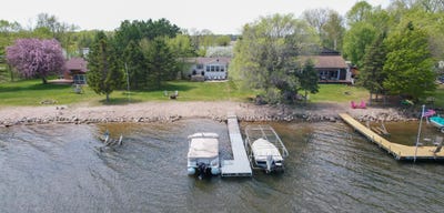 /international/us/32141-brightwood-shore-drive-dent-mn-110108303077/
