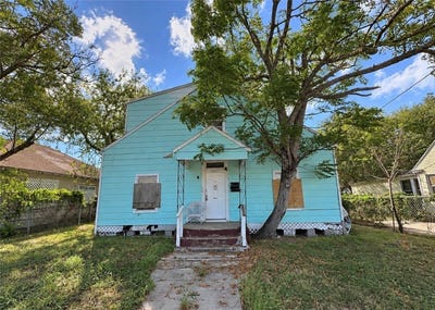 /international/us/1011-s-alameda-street-corpus-christi-tx-110120588234/