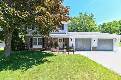 /international/us/7524-n-90th-st-milwaukee-wi-110108963452/