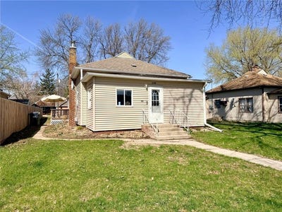 /international/us/305-n-washington-avenue-fulda-mn-110107714815/