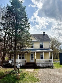 /international/us/24-clyde-street-earlville-ny-110107405853/