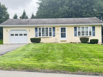 /international/us/111-spruce-st-towanda-pa-110110363323/