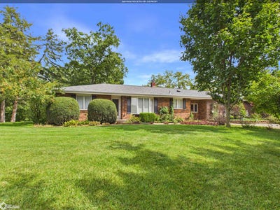 /international/us/2302-hillcrest-road-donnellson-ia-110110185715/