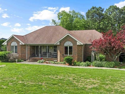 /international/us/8935-sands-road-utica-ky-110107819558/