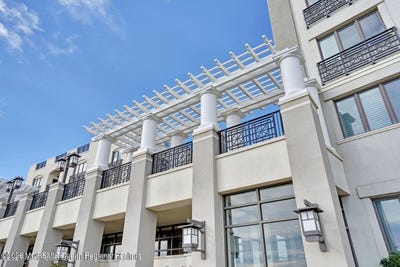 /international/us/1501-ocean-avenue-n-asbury-park-nj-110108494943/