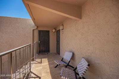 /international/us/3825-e-camelback-road-phoenix-az-110100964820/