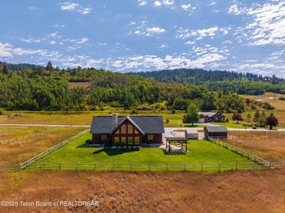 /international/us/575-buffalo-drive-alpine-wy-110107895248/