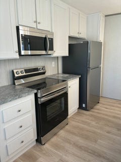/international/us/6060-s-800e-lafontaine-in-110107198478/